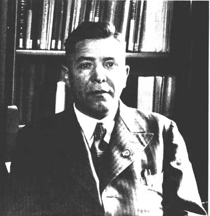 Dr. Carl Schneider